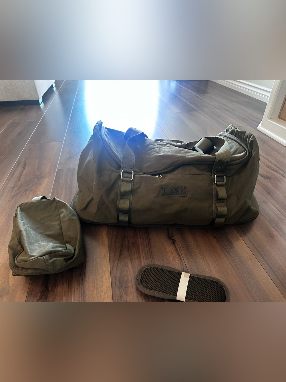 Amazon Olive Green Canvas Travel Duffel Bag with Pouch